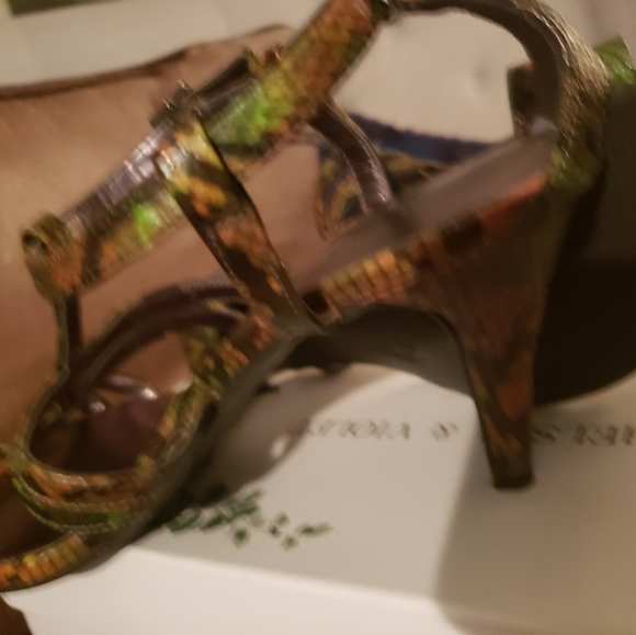 Women Mossimo 8.5 M heels 3 inch heel - Picture 3 of 3